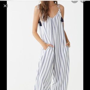 jumper super comfy with pockets and tie straps